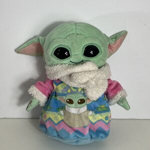 NEW Disney Star Wars The Mandalorian Grogu Easter Plush 9" Baby Yoda Scarf Eggs